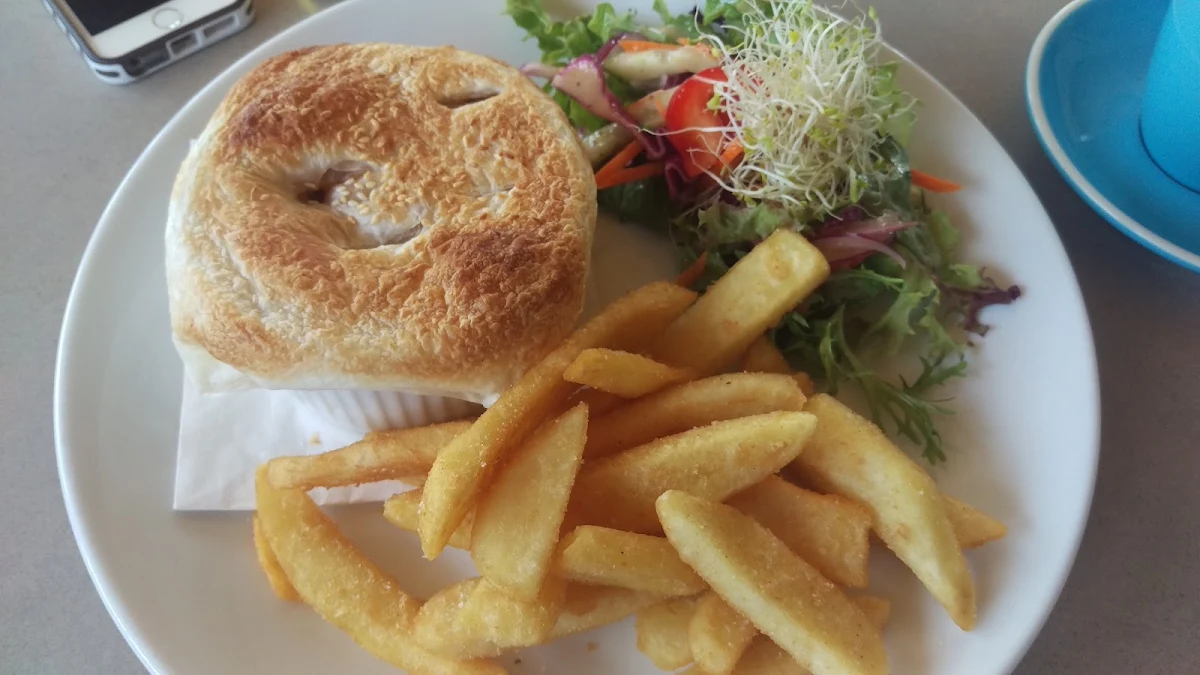 Highlights, Blue Heron Cafe