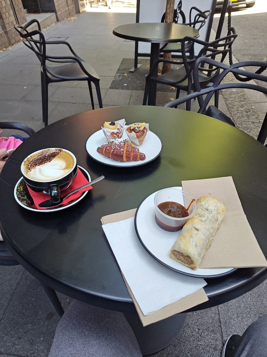 Highlights, Sydney Aboriginal Cafe