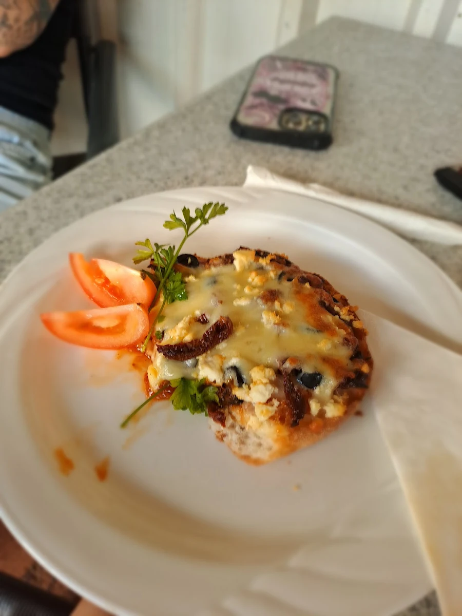 Highlights, Gourmet Cafe