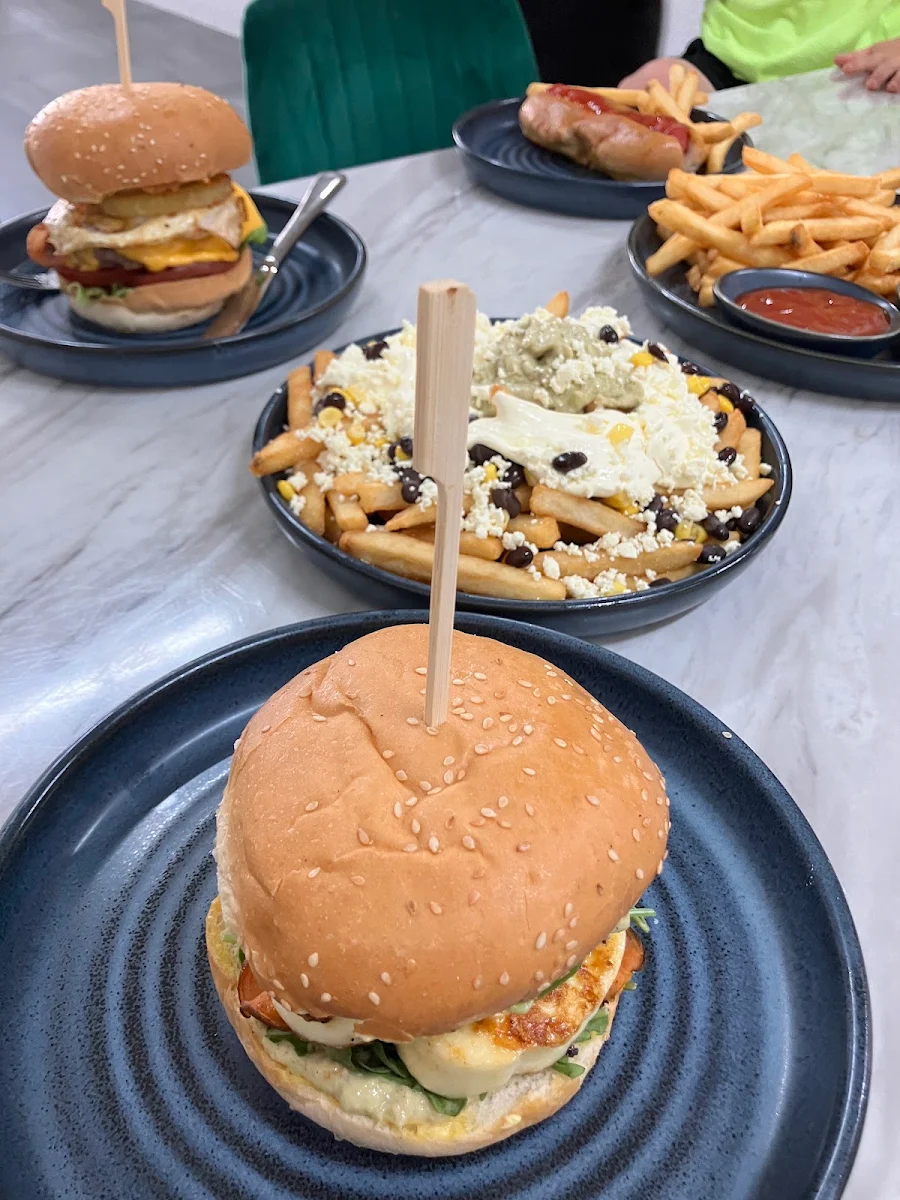 Highlights, Yarra Fry & Grill