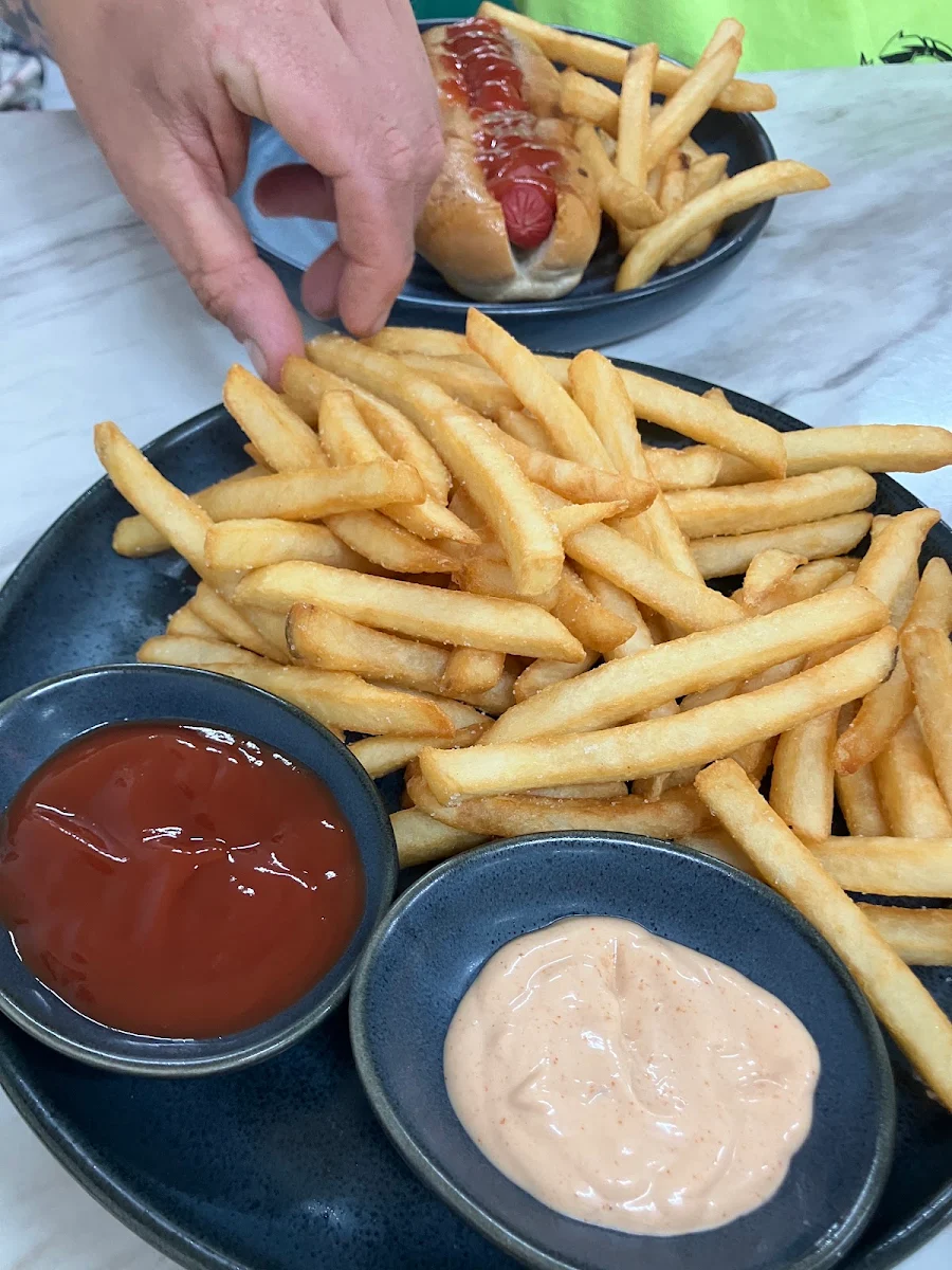 Highlights, Yarra Fry & Grill