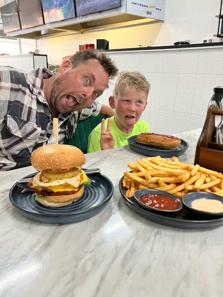 Highlights, Yarra Fry & Grill