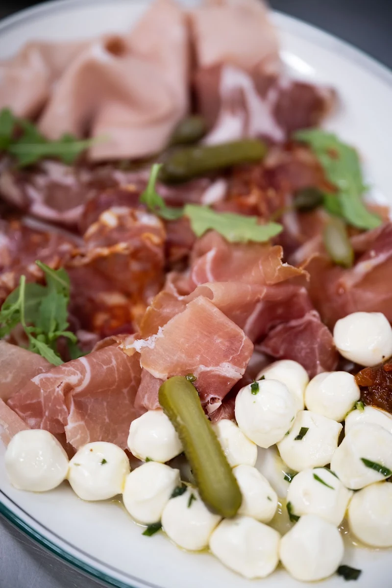 Prosciutto, Sassy Italian Restaurant
