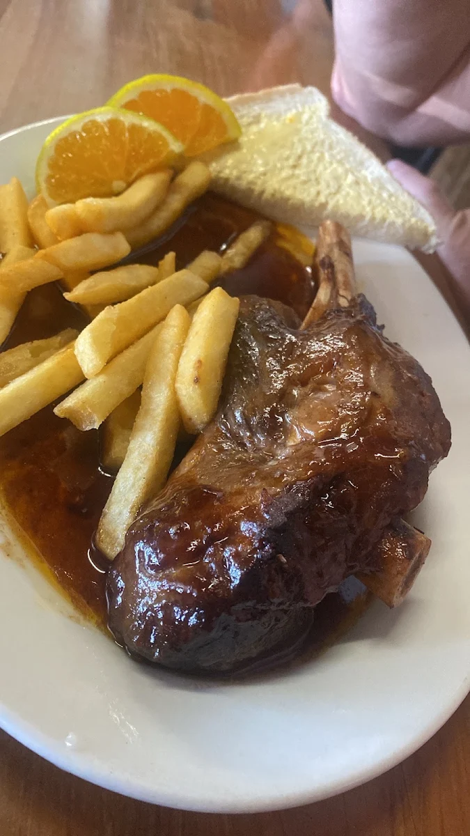 Highlights, The Dederang Hotel