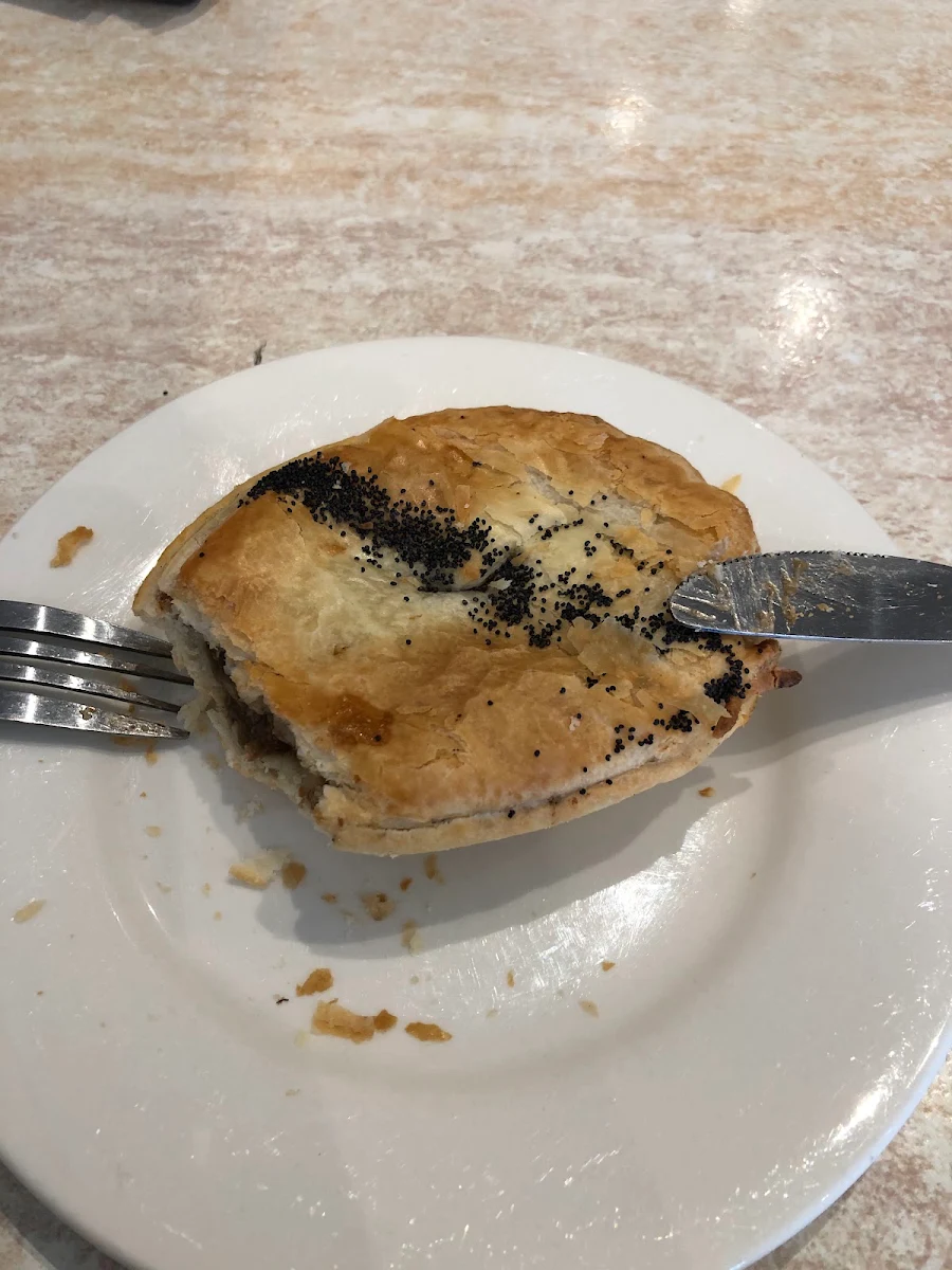Mushroom Steak Pie, Shelleys Country Bakehouse