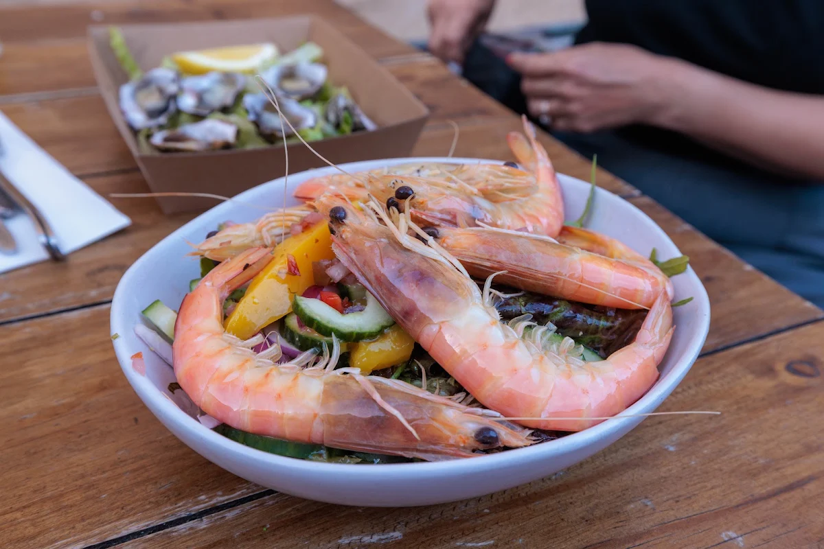 Prawn Bucket, Caledonian Inn