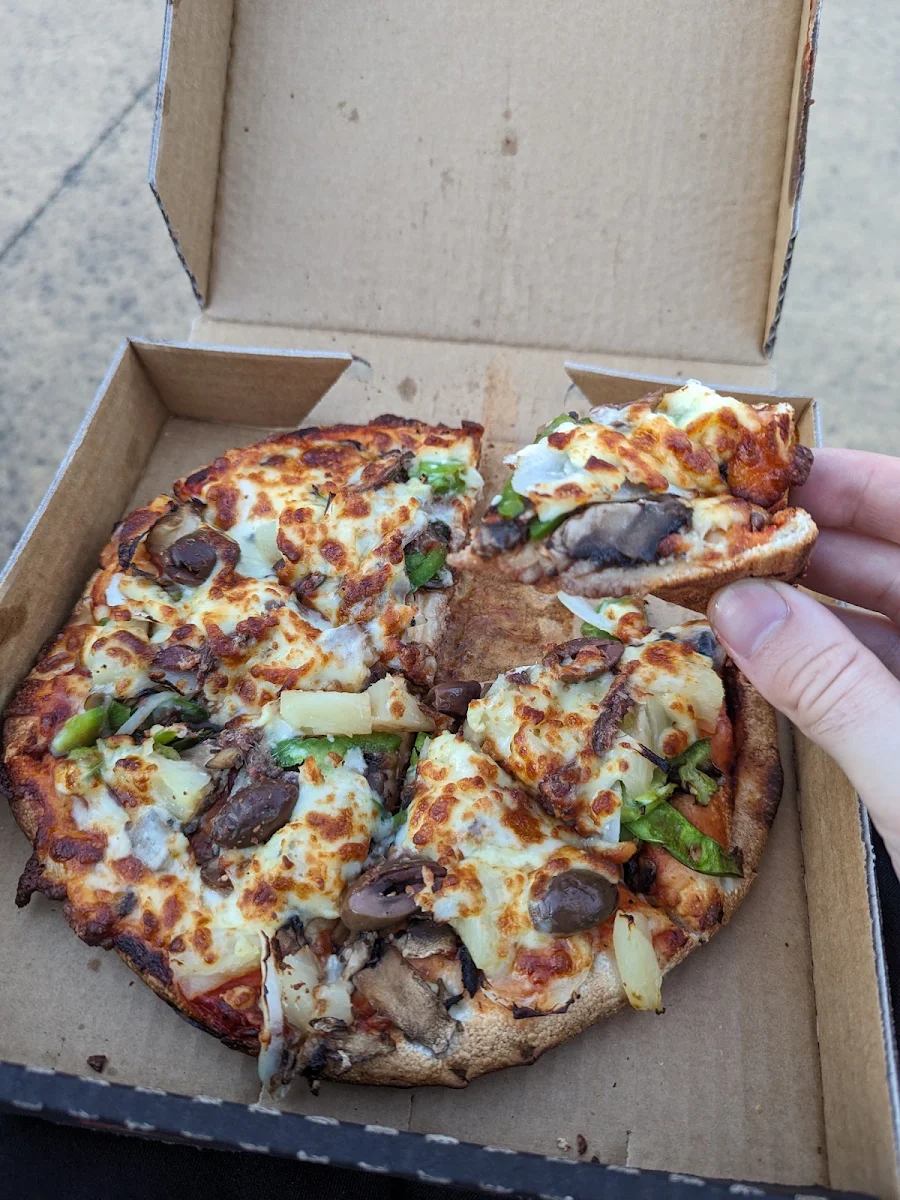 Highlights, Sampe's Pizza Mooroolbark