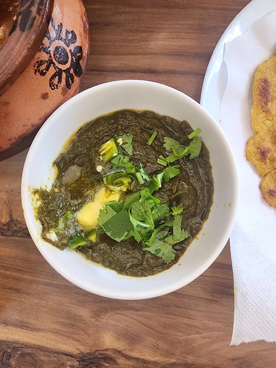 Saag, Lazeeza Restaurant ®