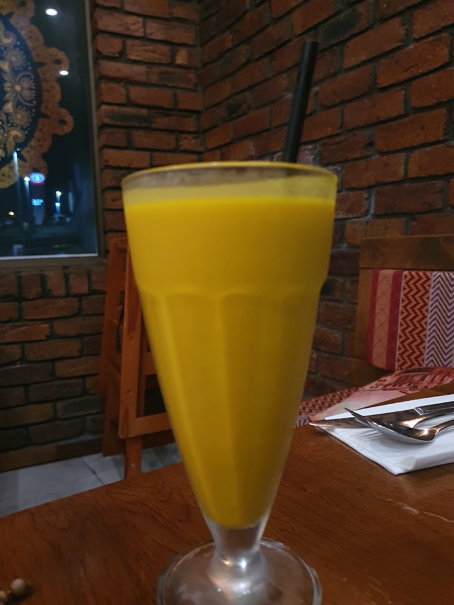 Mango Lassi, Indian Mehfil Taringa