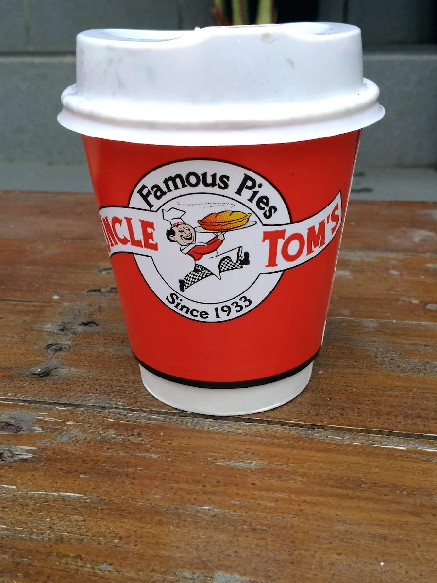 Highlights, Uncle Tom's Pies