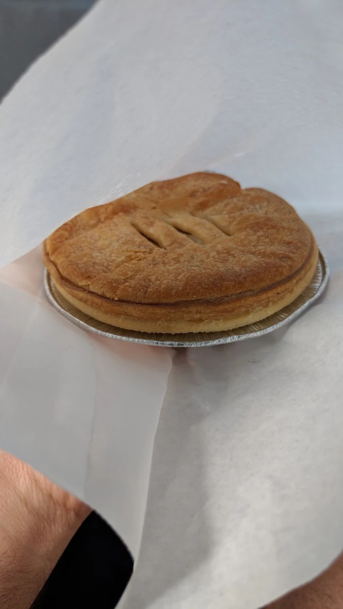 Highlights, Uncle Tom's Pies
