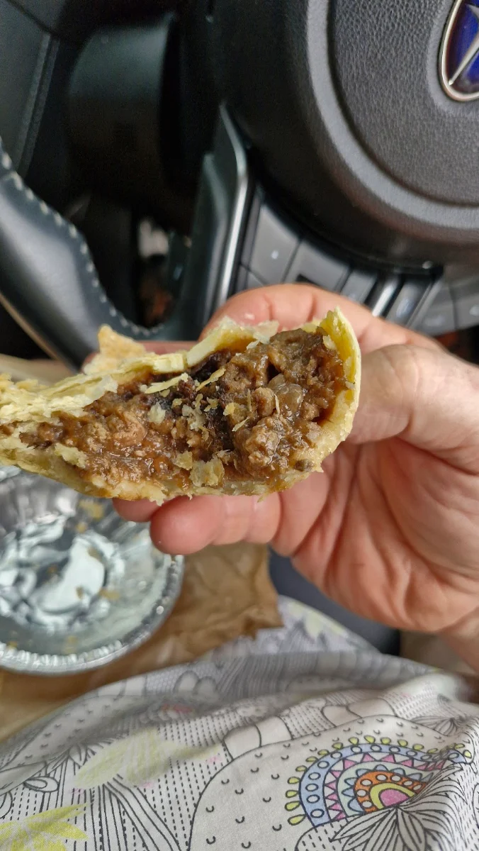 Highlights, Uncle Tom's Pies