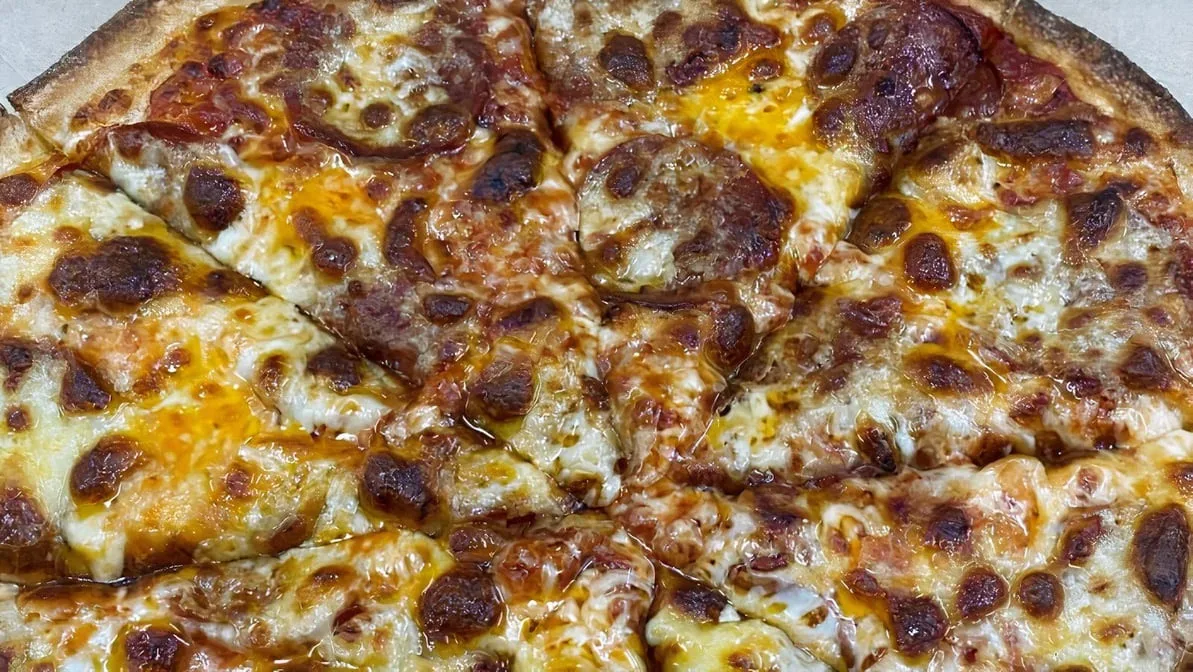 Highlights, Australis Pizza