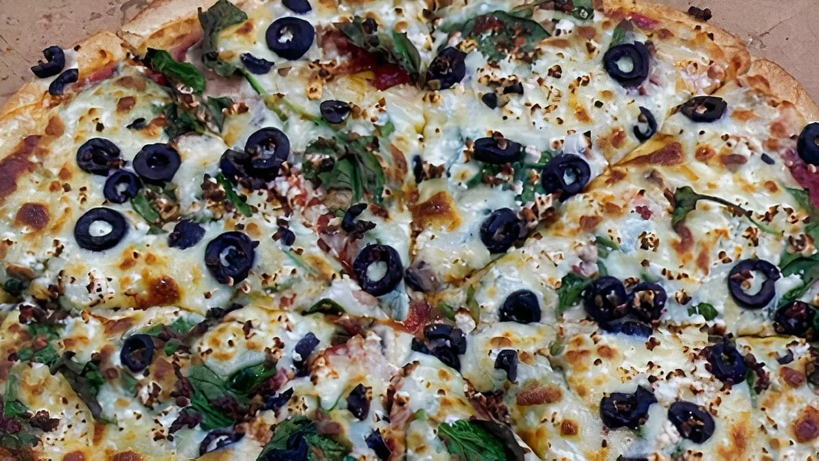 Highlights, Australis Pizza