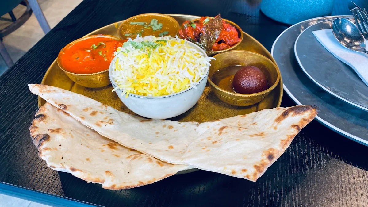 Non Veg Thali, Pista house Bellavista