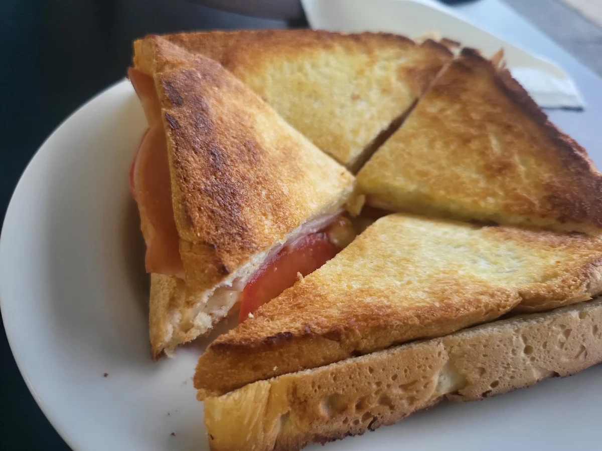 Sandwich, Whitsunday Bakery