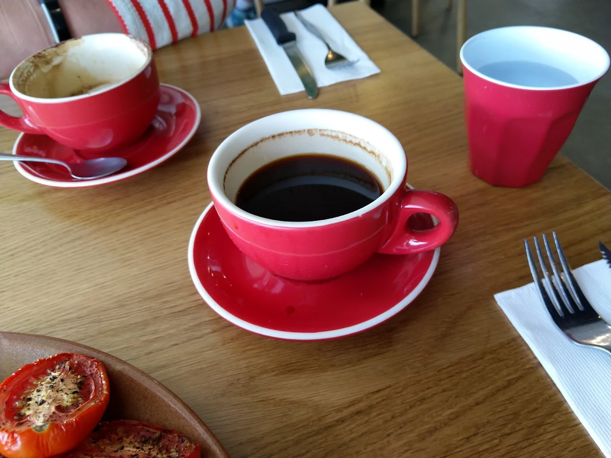 Coffees, 5 Little Pigs