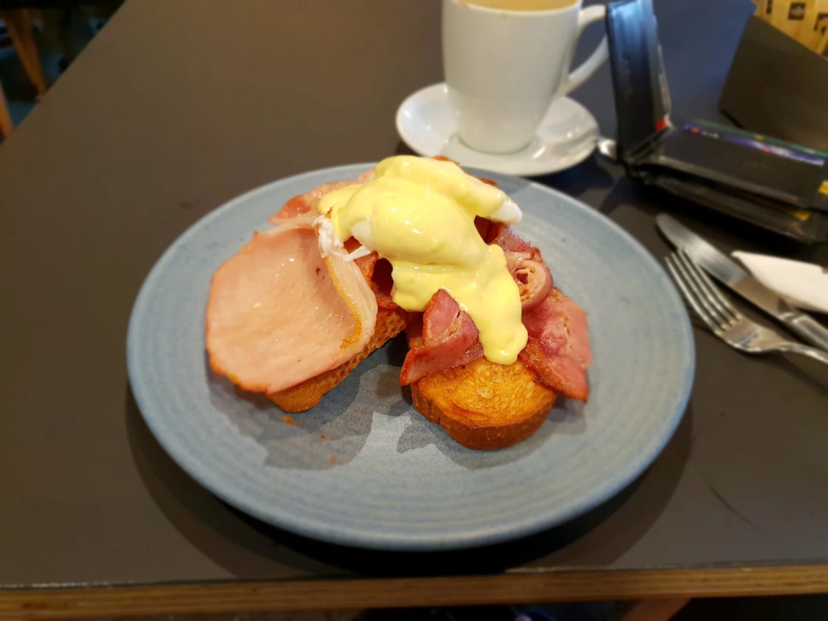 Eggs Benedict - Haloumi, The Coffee Club Café - Gladstone Grand Hotel
