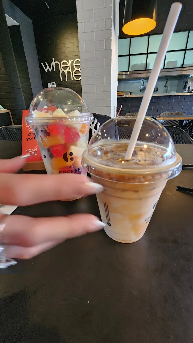 Iced Latte, The Coffee Club Café - Gladstone Grand Hotel