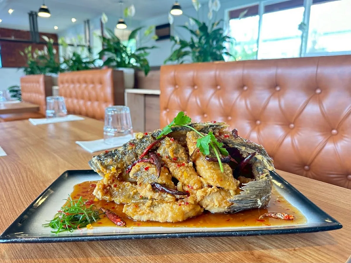 Highlights, Towerhill Thai Restaurant and Cafe