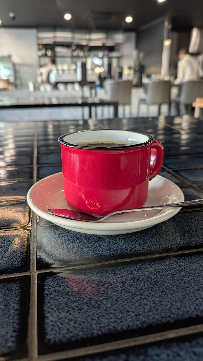 Highlights, Finch Cafe