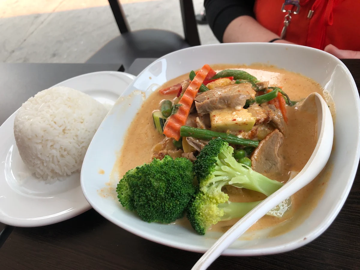 Highlights, Yum Yum Thai