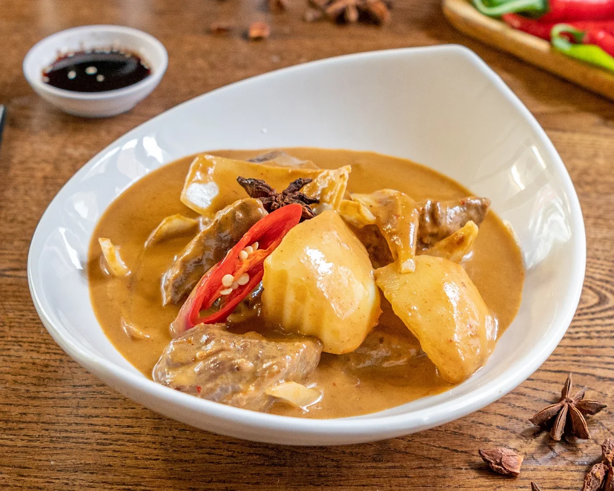 Highlights, Yum Yum Thai