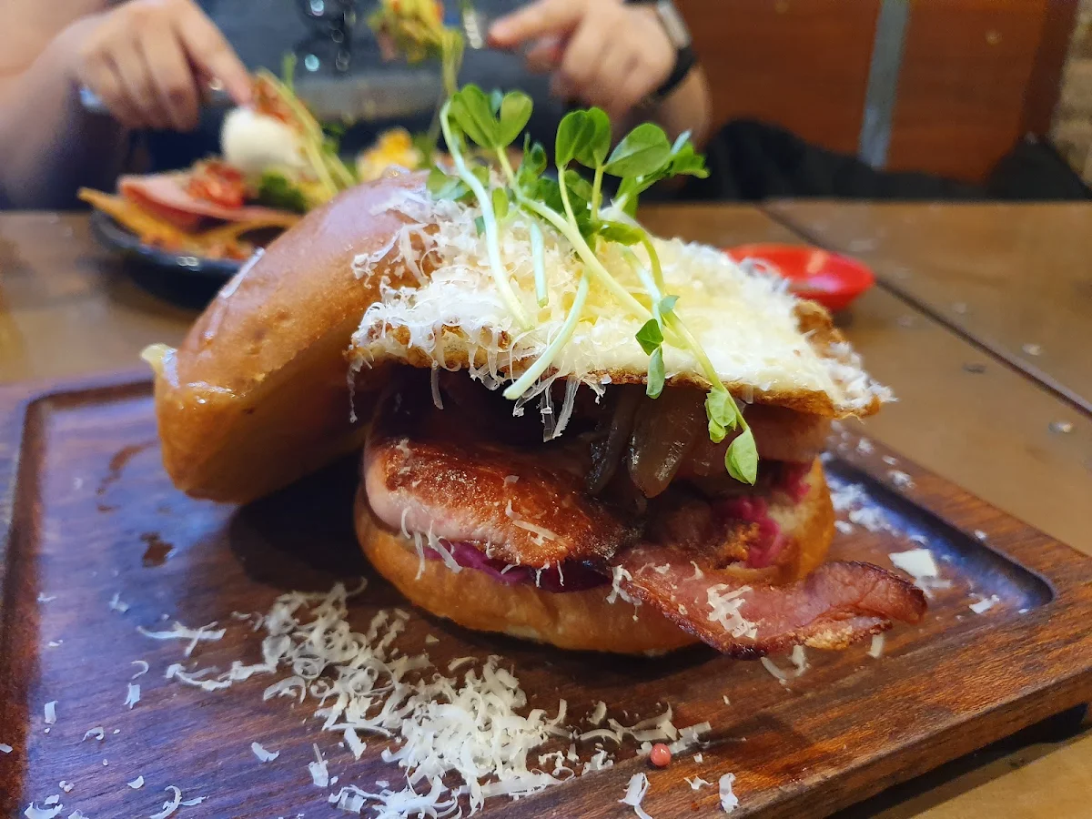 Breakfast Burger, Blacksmith