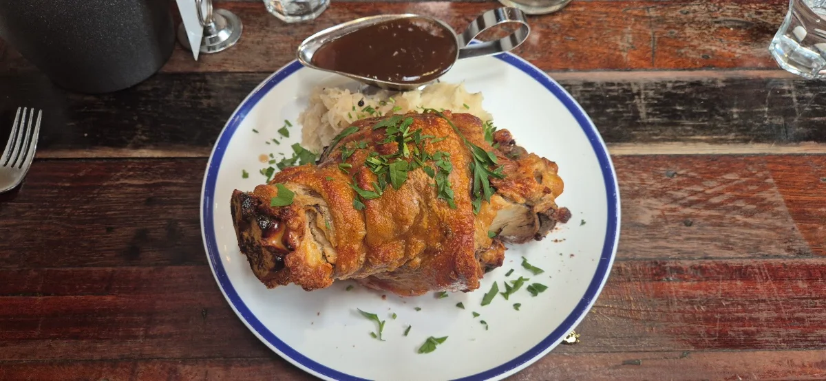 Schweinshaxe