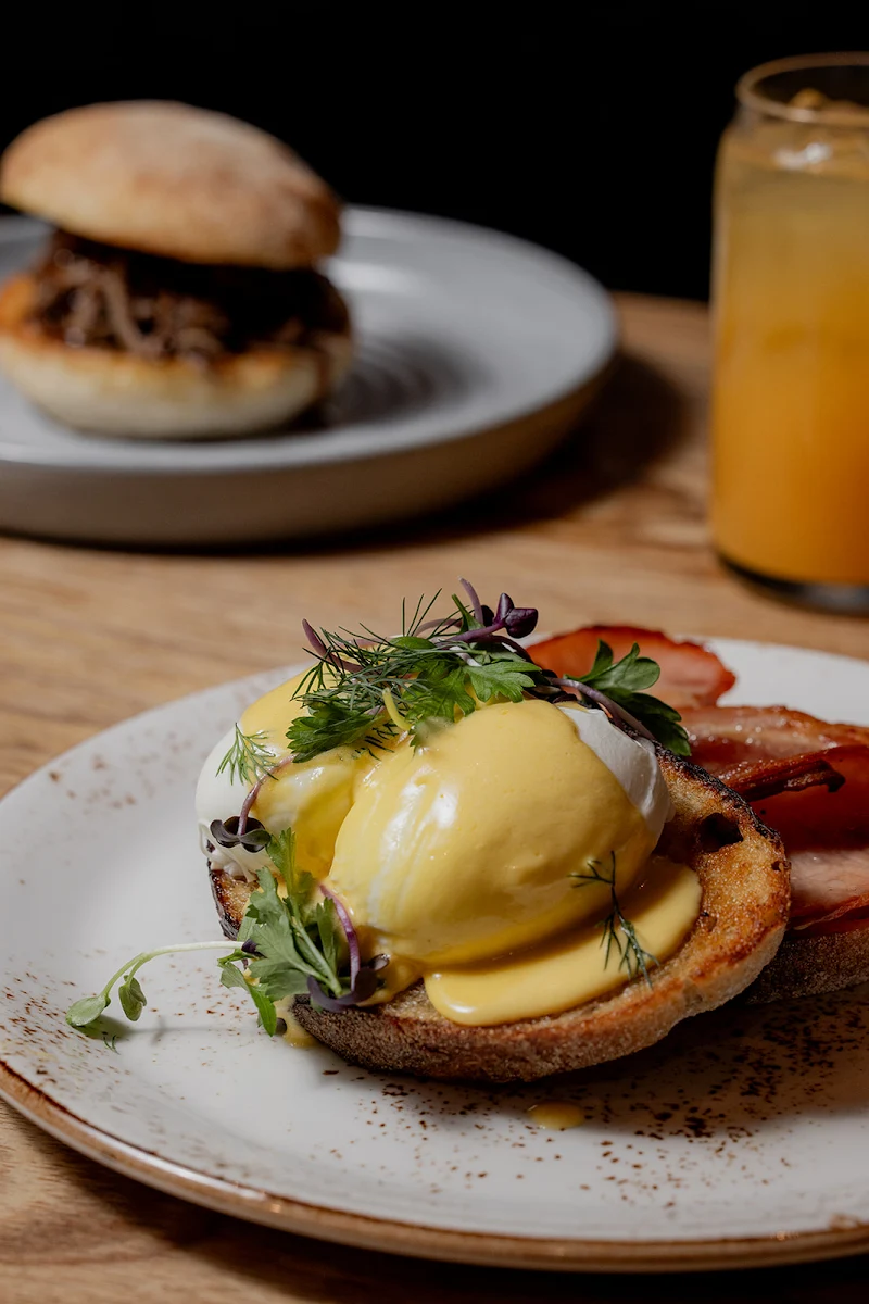 Bacon Benedict, Raincheck Lounge