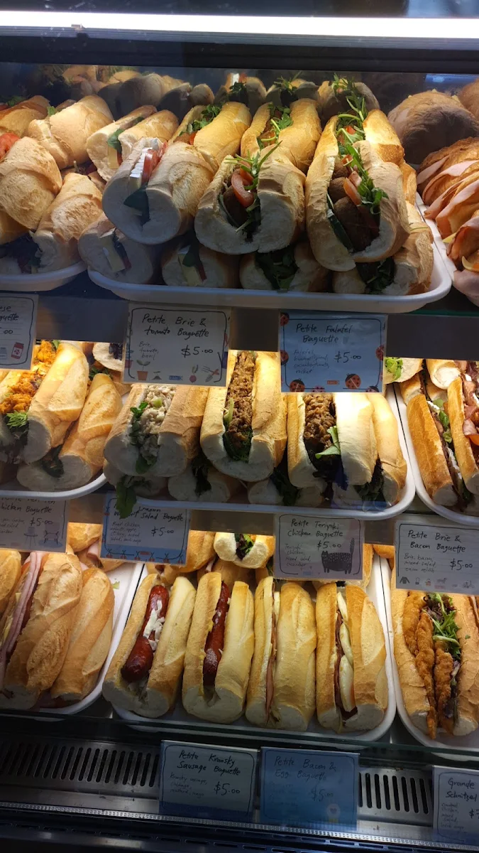 Highlights, B3 Cafe