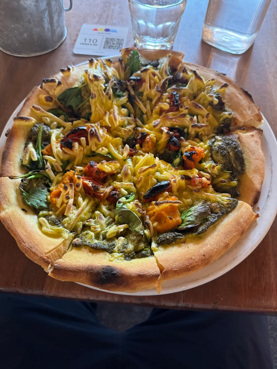 Highlights, ABOM Food Hall