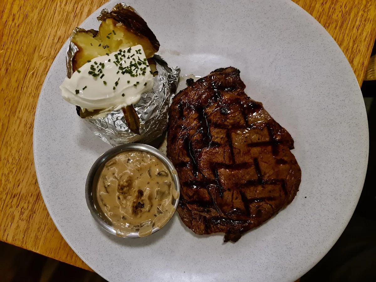 Scotch Fillet Steak Creamy Mushroom Sauce