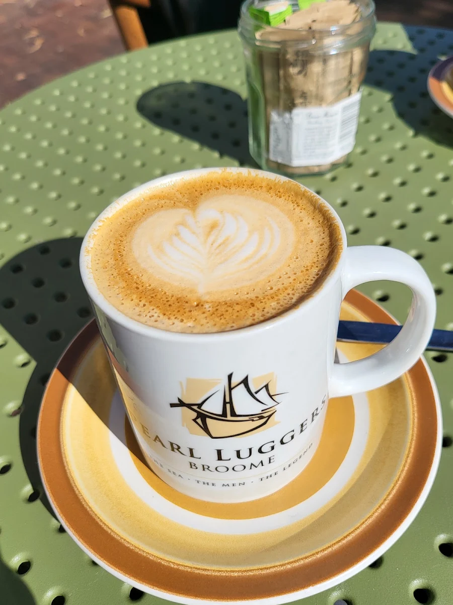 Flat White, Hank's Corner