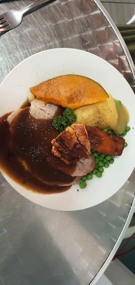 Roast Lunch