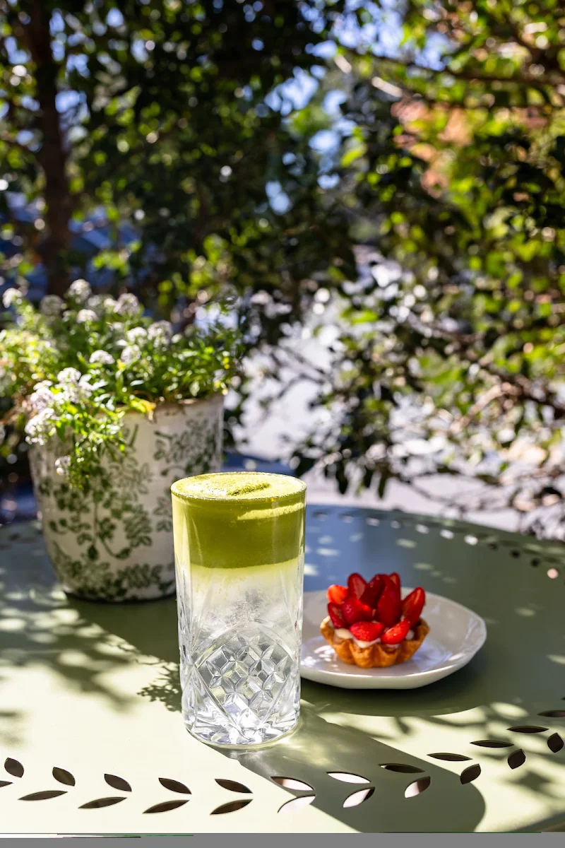 Highlights, Tarte Tea Garden