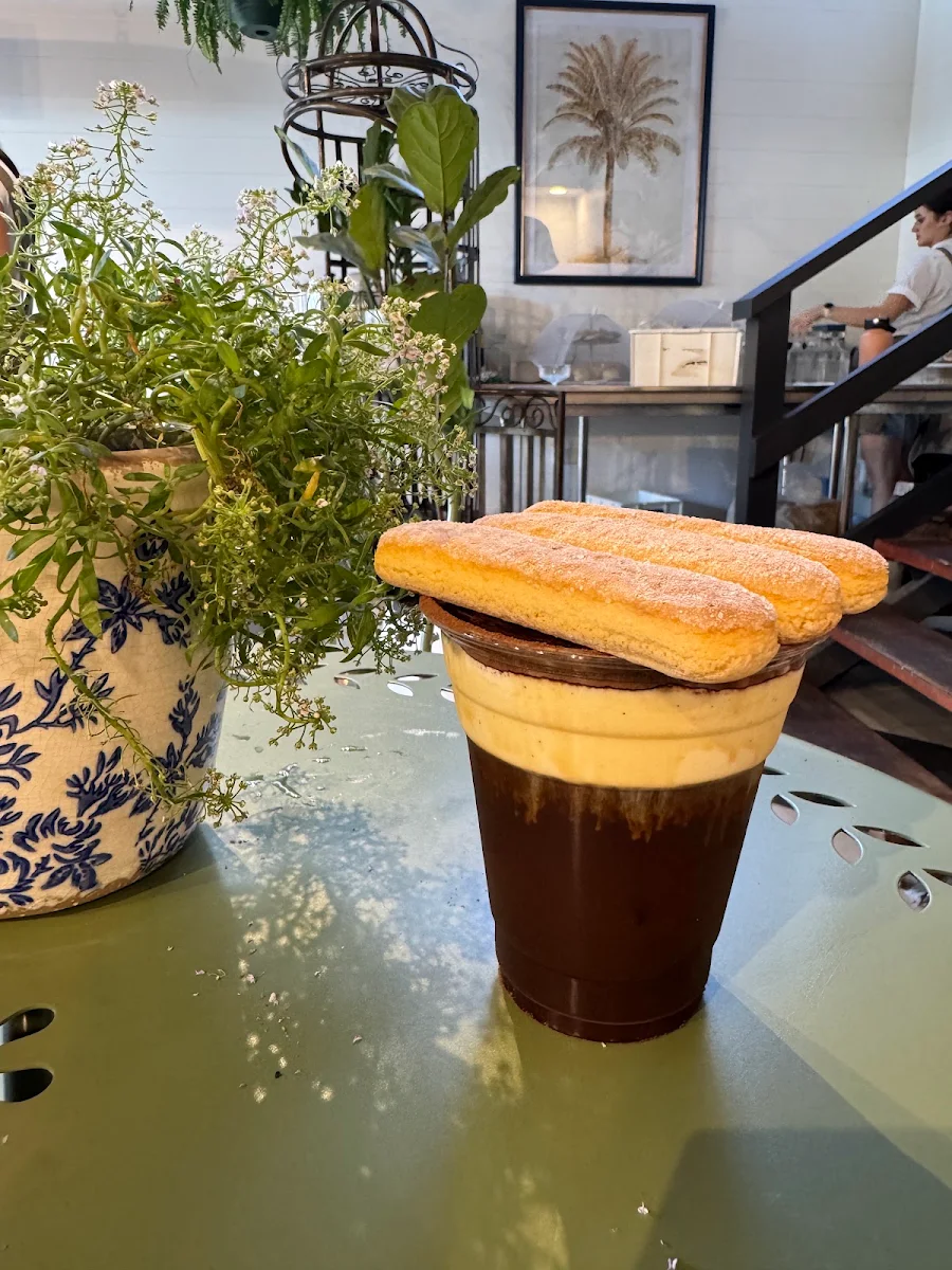 Highlights, Tarte Tea Garden