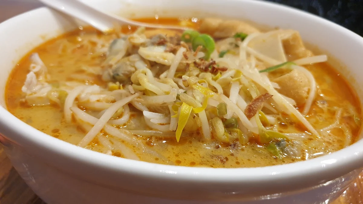 Seafood Curry Laksa