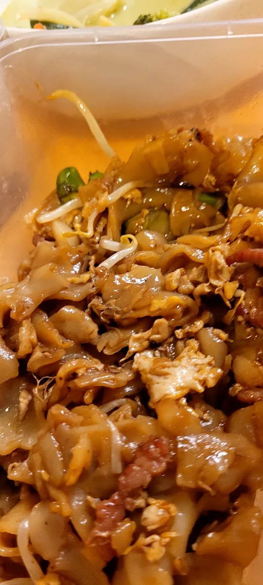 Pad See Eew Beef, SR Thai Restaurant