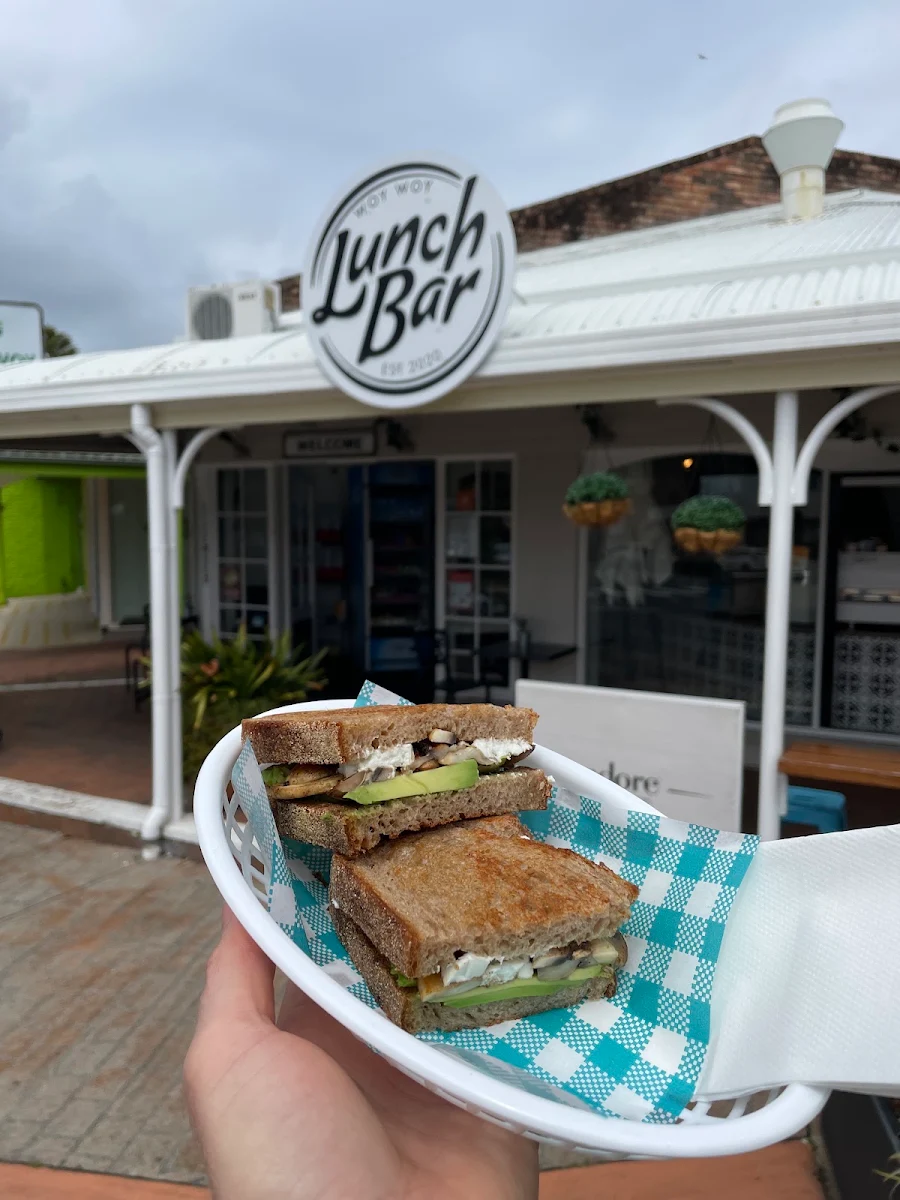 Highlights, Lunch Bar Woy Woy