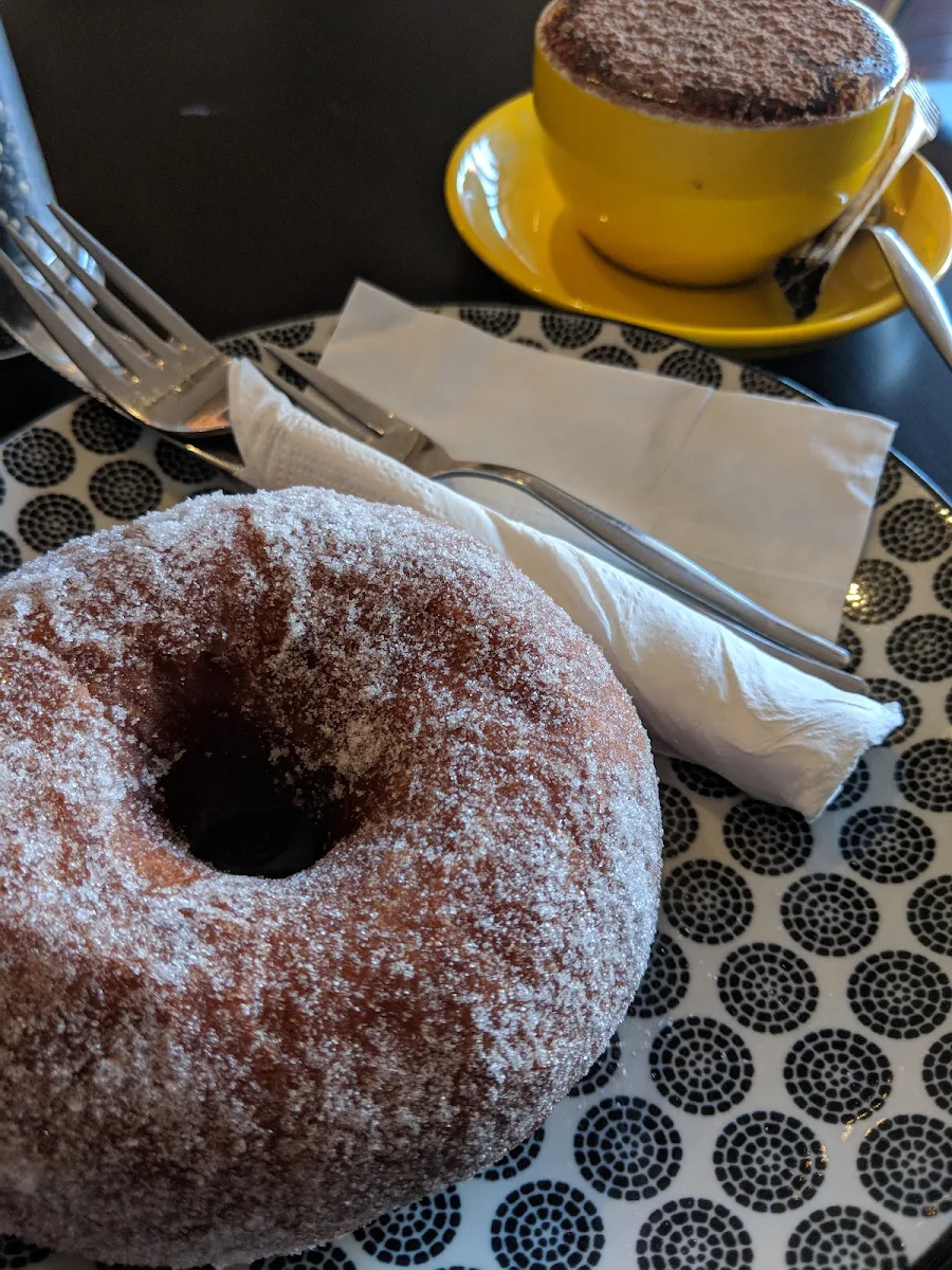 Donuts, Gusto Food