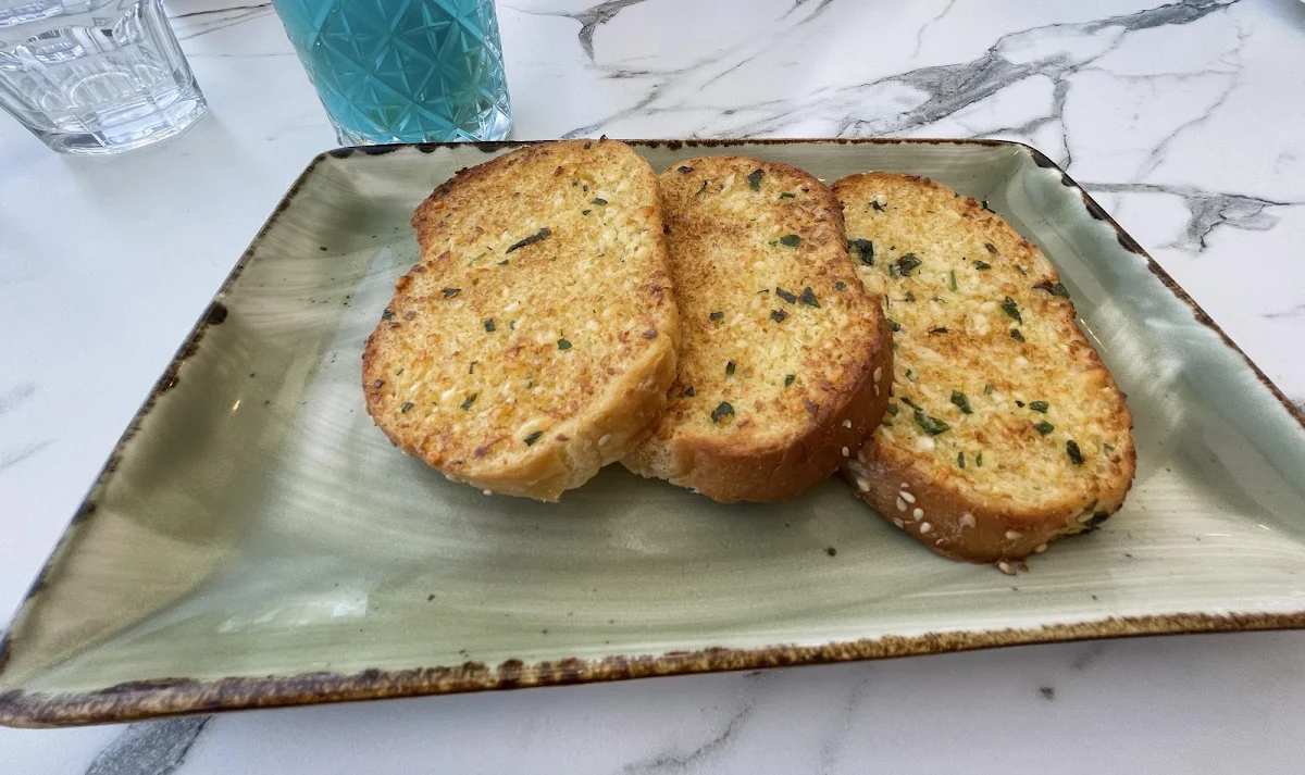 Garlic Bread, La Petite Birkenhead