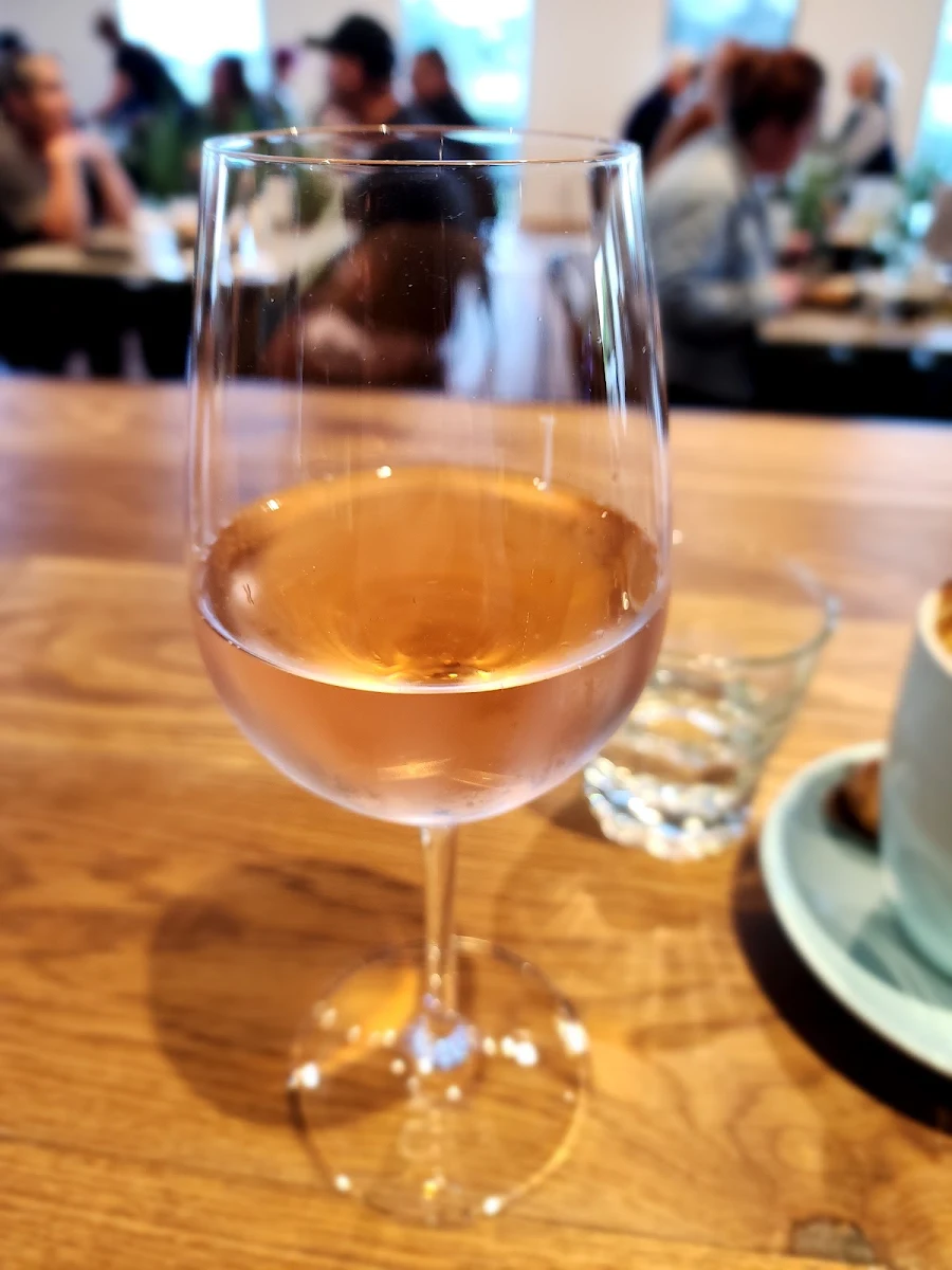 Moscato, Windows On Westella