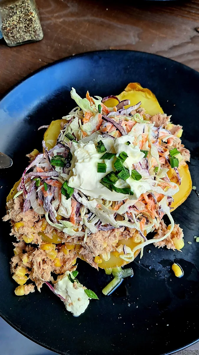 Tuna Baked Potato with Coleslaw Salad