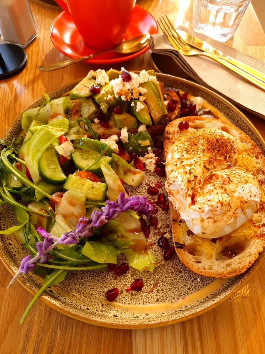 Avo Stack, GOOD MANORS