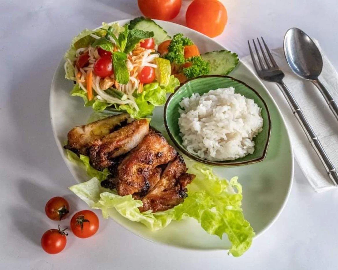 Som Tam Papaya Salad, Aharn Thai Restaurant- Malvern