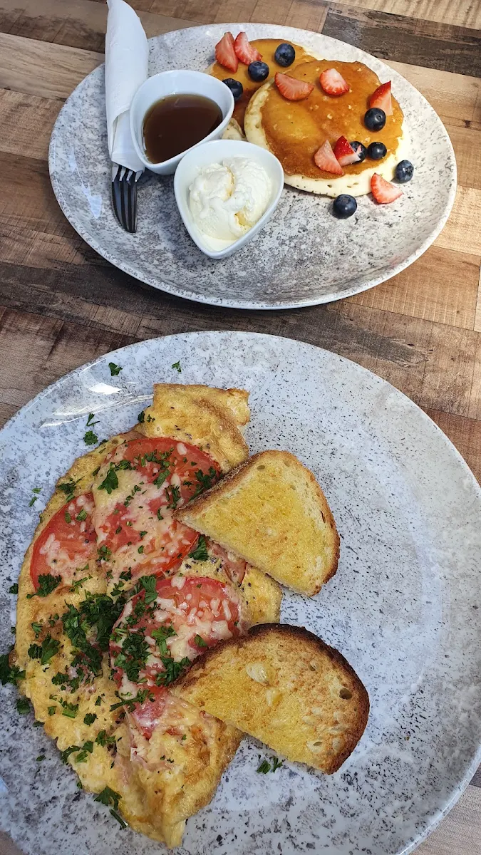 Egg Omelette, Caffeine Bistro