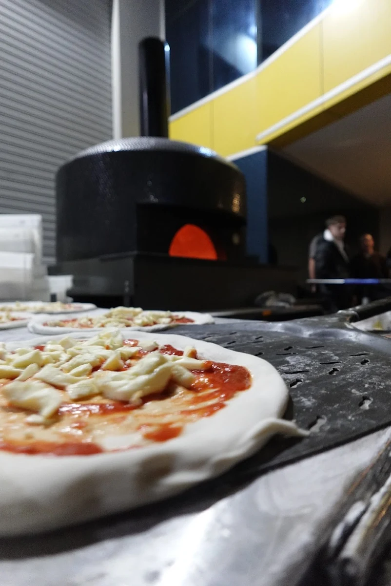 Highlights, Void Pizza