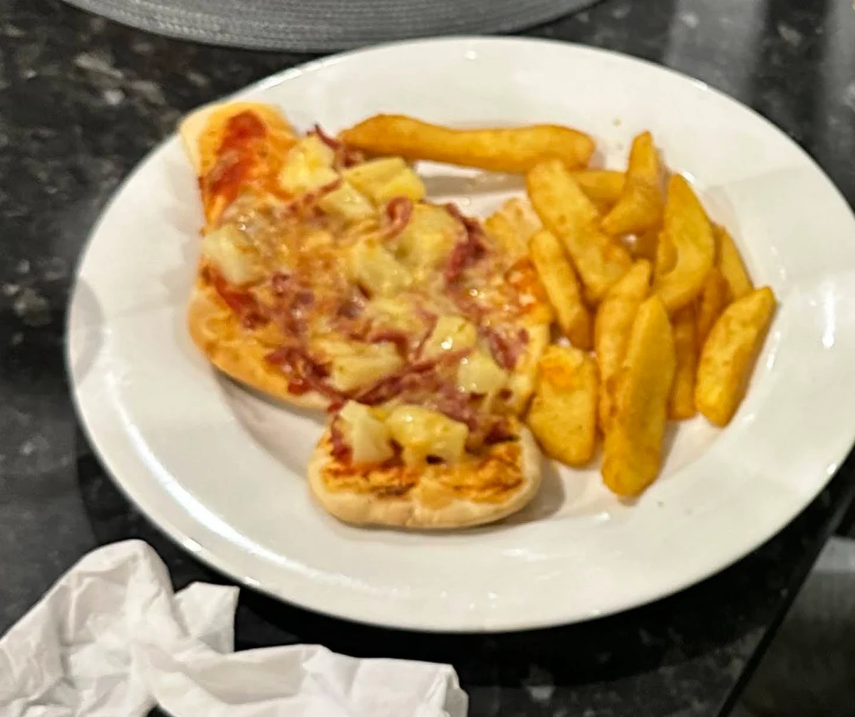 Kids Pizza and Chips