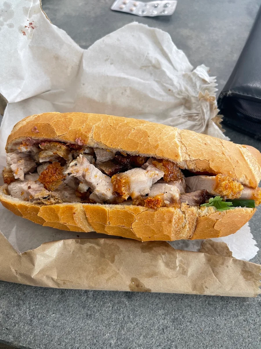 Highlights, Vietnamese bakery
